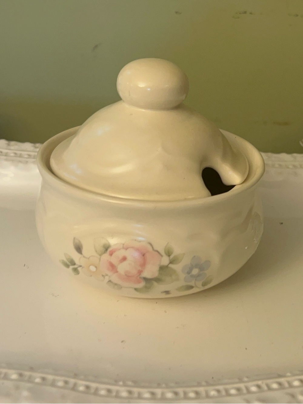 Vintage Pfaltzgraff Sugar Bowl with Lid in "Tea Rose" pattern